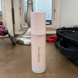 Rare Beauty Always an Optimist Illuminating Primer